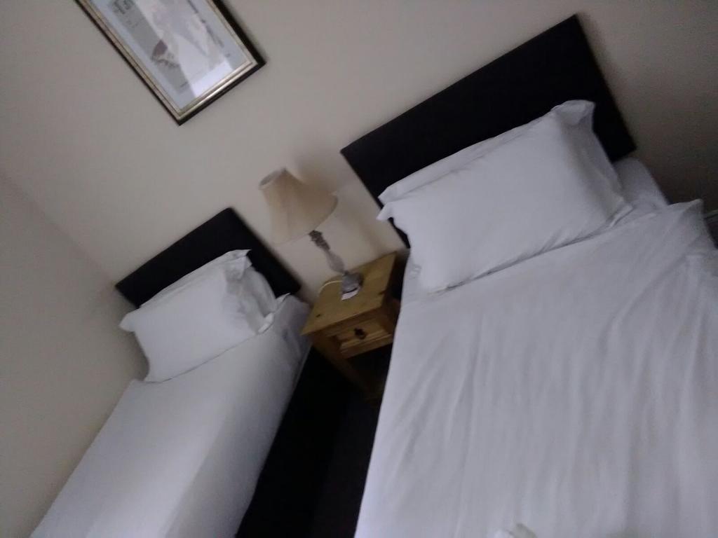 The Waverley Guest House Ίνβερνες Εξωτερικό φωτογραφία